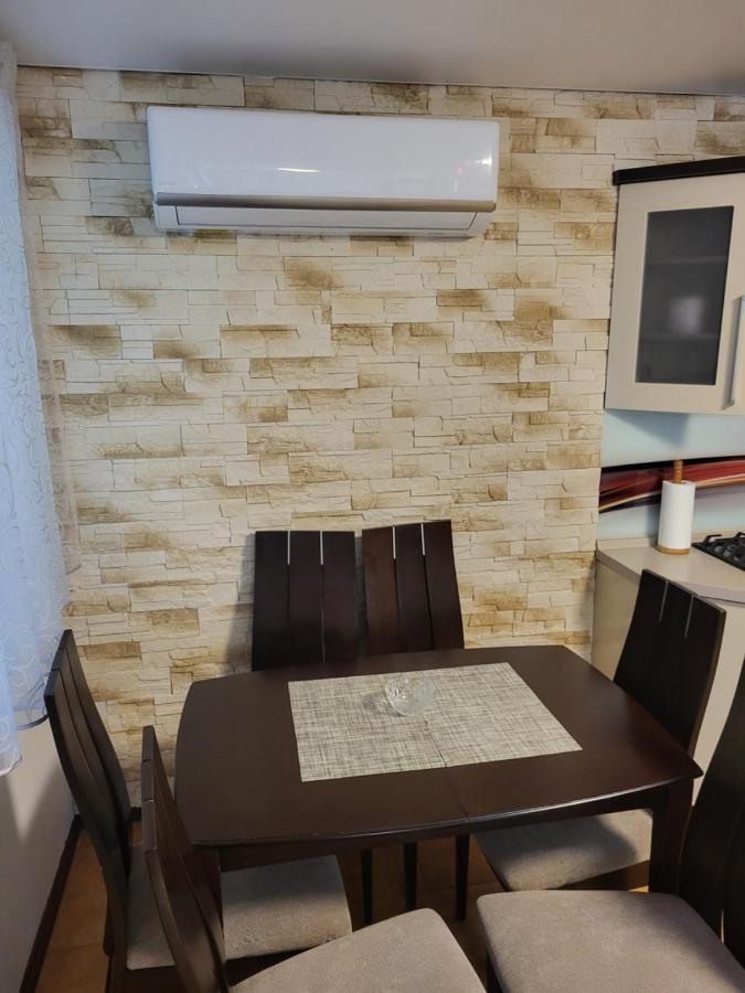 Privatus Namas Apartment Silute Exterior photo